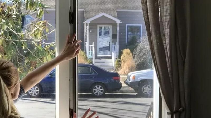 9 Ways to Clean Window Screens Like a Pro